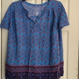 Pretty ,light weight top worn once.